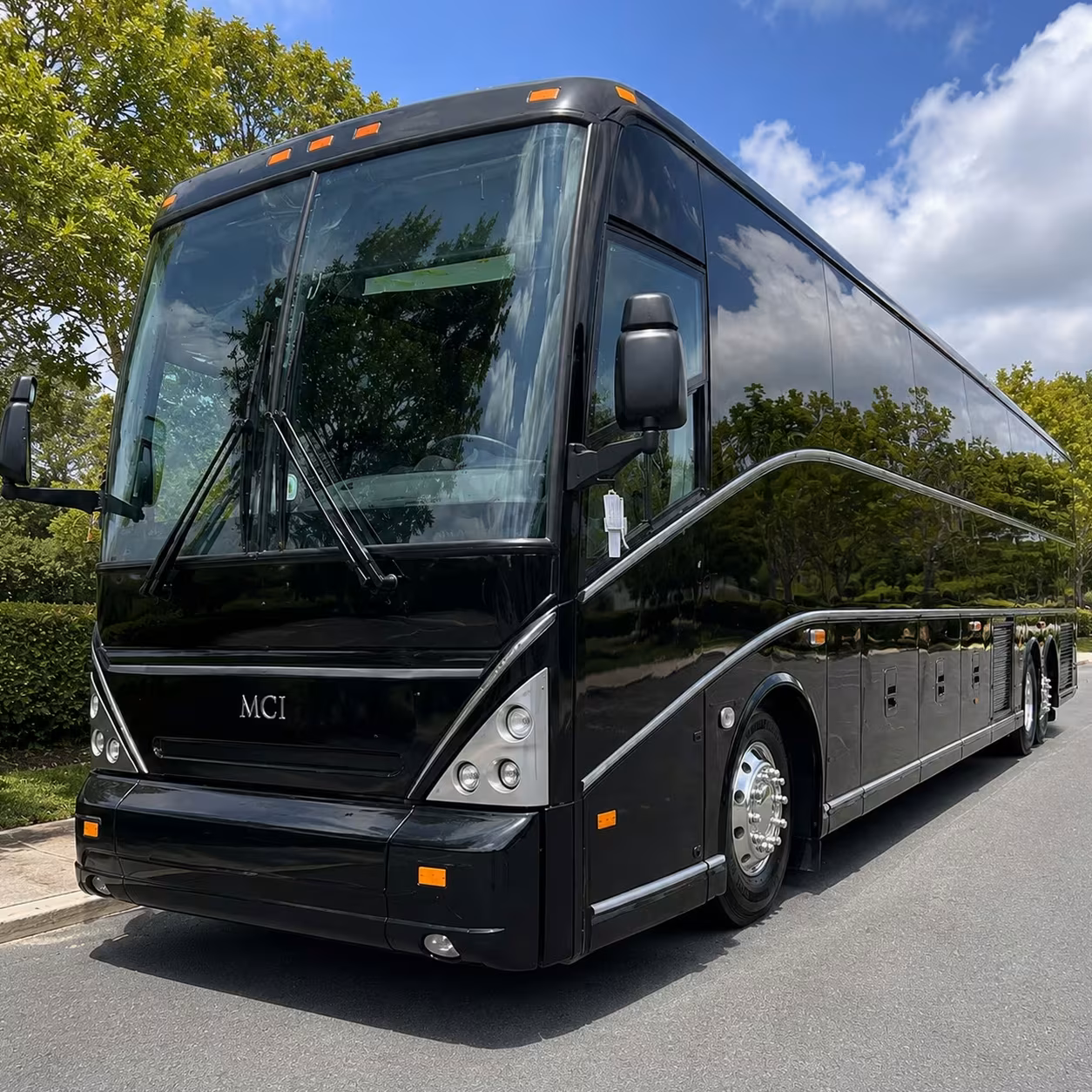 employee shuttle buses for growing north port businesses